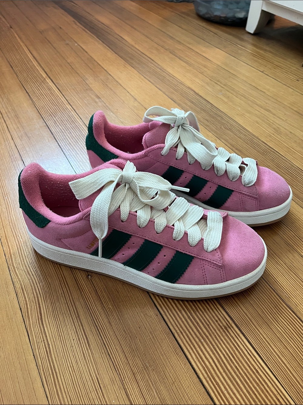 Adidas Campus 00’s Rose tone with green